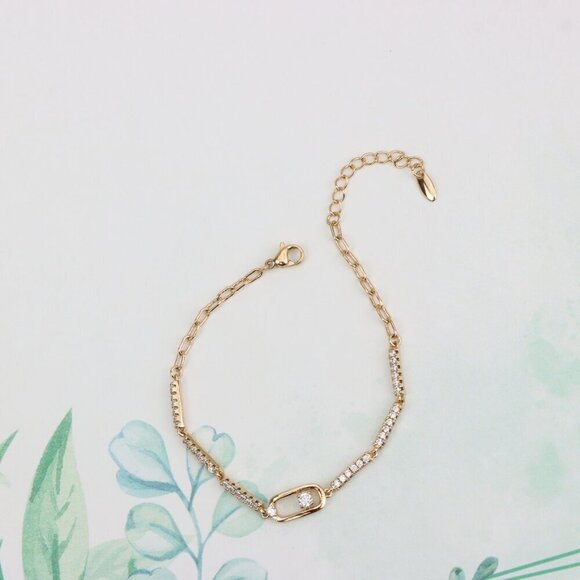 "Elegant Rose Gold Bracelet with Sparkling Center Oval Charm, XPBL0913 - Picture 5 of 13